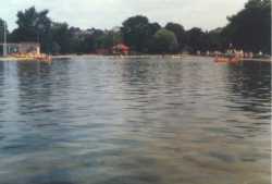 Boating lake with no blanketweed after Ecotreat's treatment